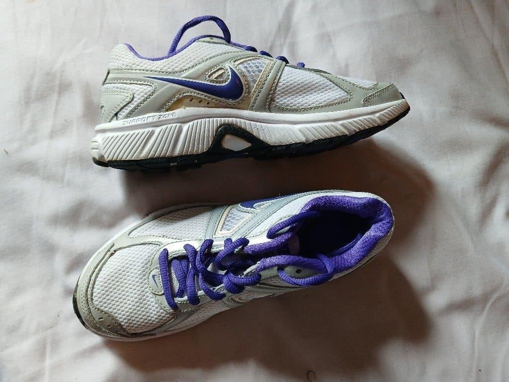 wit, zilver en paarse sport schoenen NIKE Running maat 36,5, Wit, Nike, Nieuw, Ophalen of Verzenden