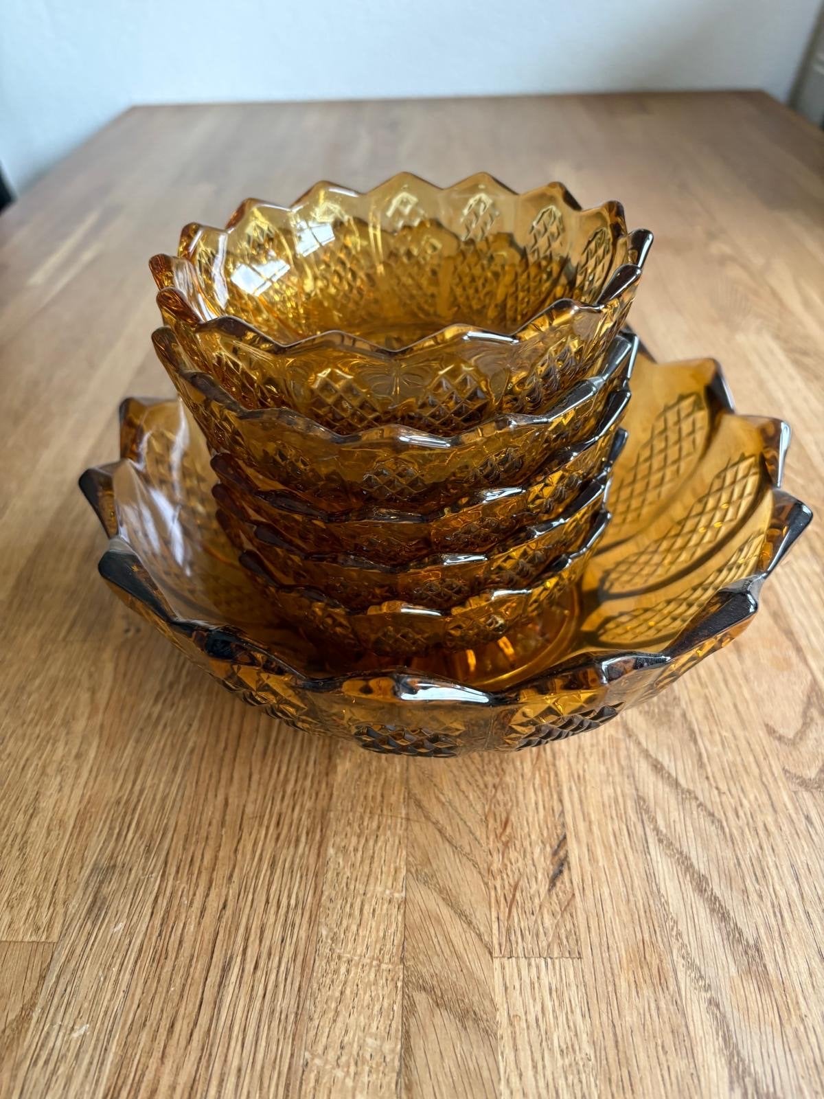 Vintage amberkleurige glazen schaaltjes set, Antiek en Kunst, Antiek | Schalen, Ophalen of Verzenden