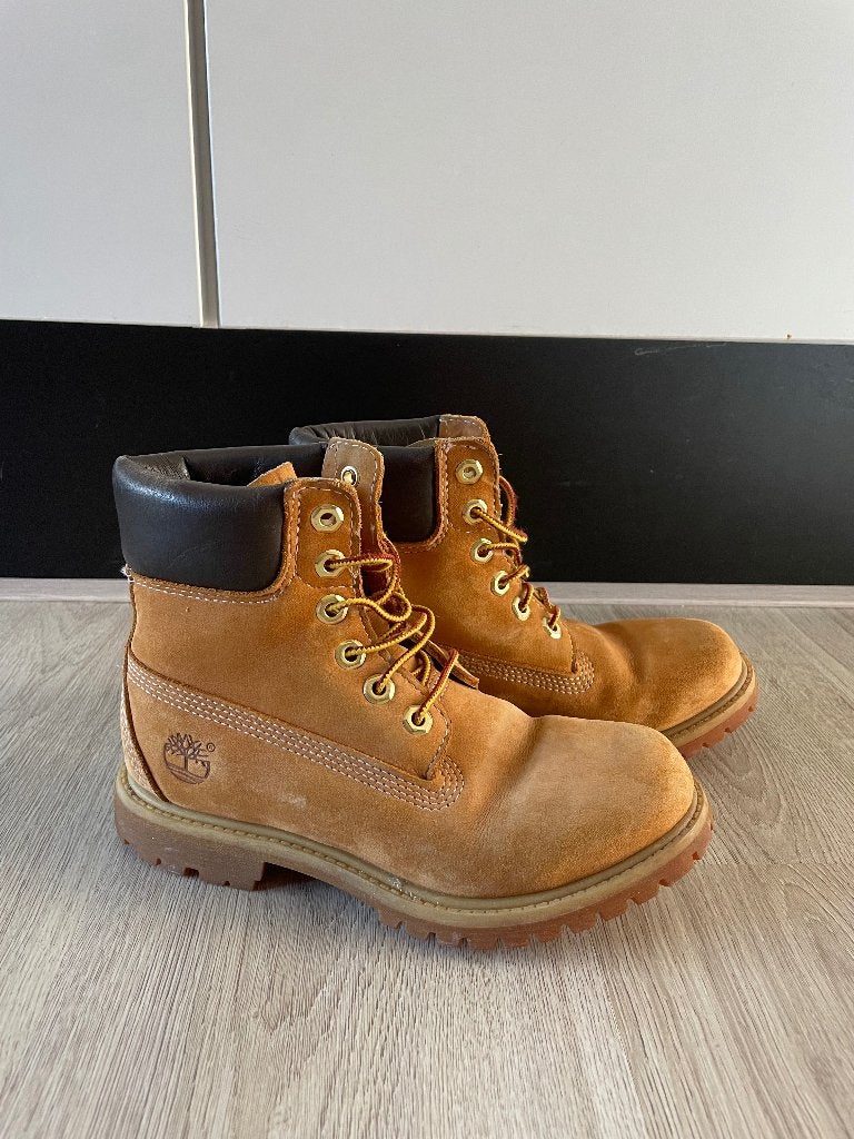 Timberland schoenen maat 36, Ophalen, Bruin, Overige typen, Zo goed als nieuw