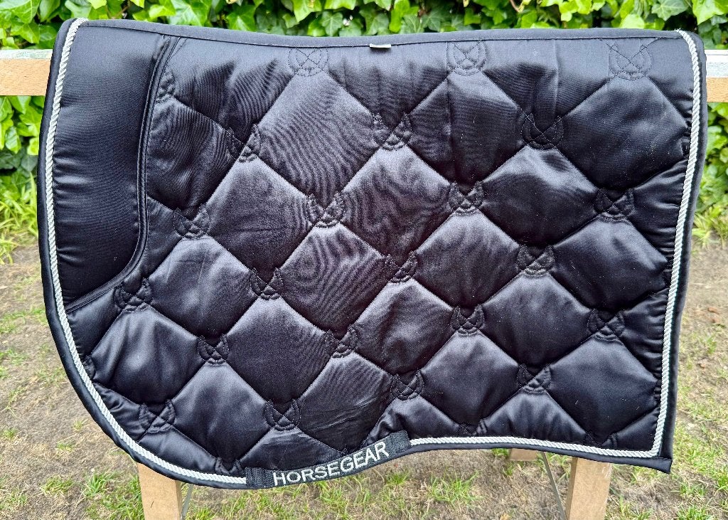 Zwart Horsegear dekje veelzijdigheid. Maat Full. €10, Ophalen of Verzenden, Zo goed als nieuw