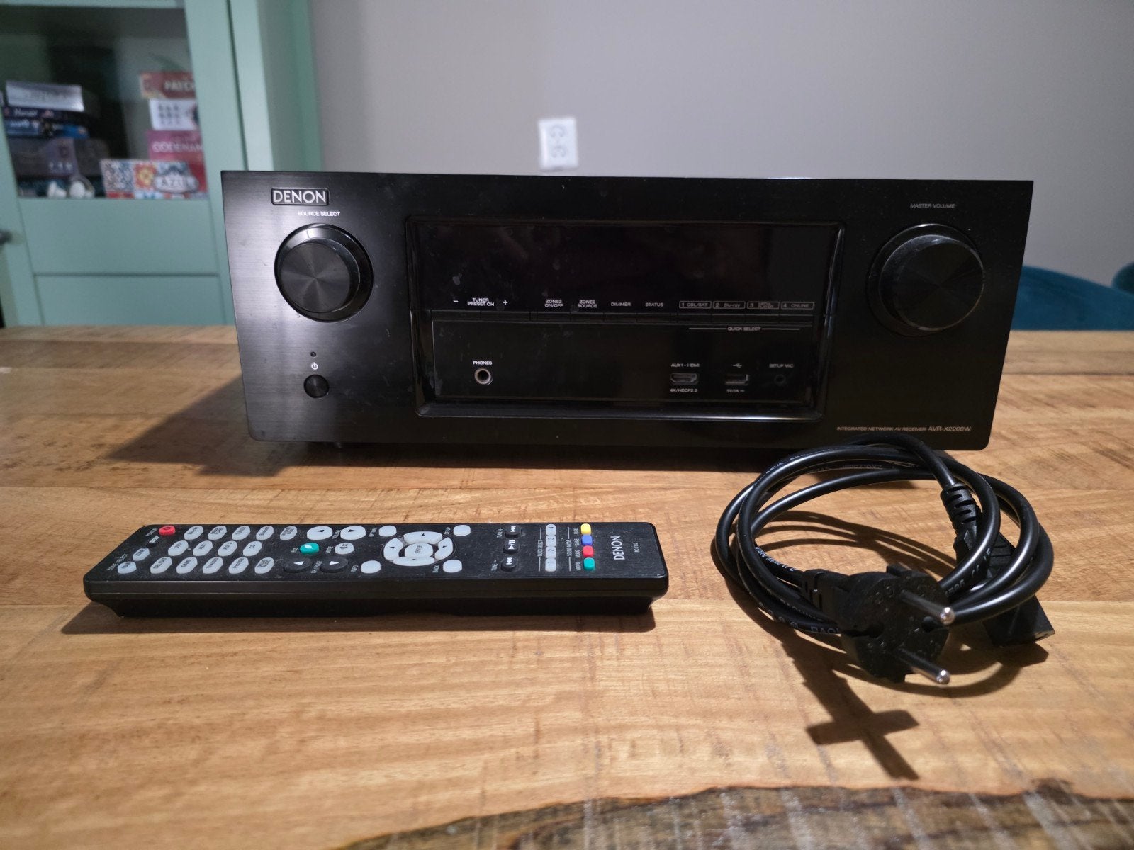 Denon AVR-X2200W 7.2-kanaals AV-receiver, Audio, Tv en Foto, Ophalen, Denon, Zo goed als nieuw, 120 watt of meer