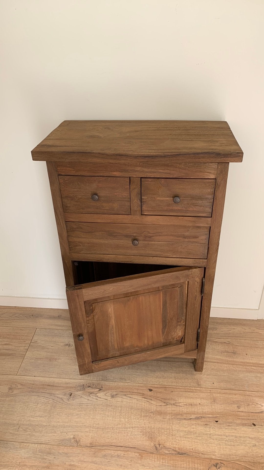 Aanbieding Teakhouten kastje nieuw, Huis en Inrichting, Ophalen, 1 of 2 laden, Nieuw, 50 tot 100 cm