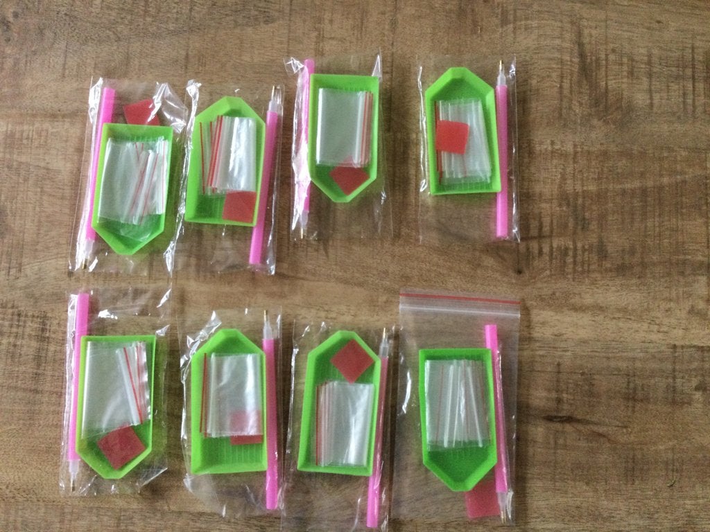 Diamond painting schudbakjes, pen, wax, 8 Zakjes, Ophalen of Verzenden, Nieuw, Knutselwerk