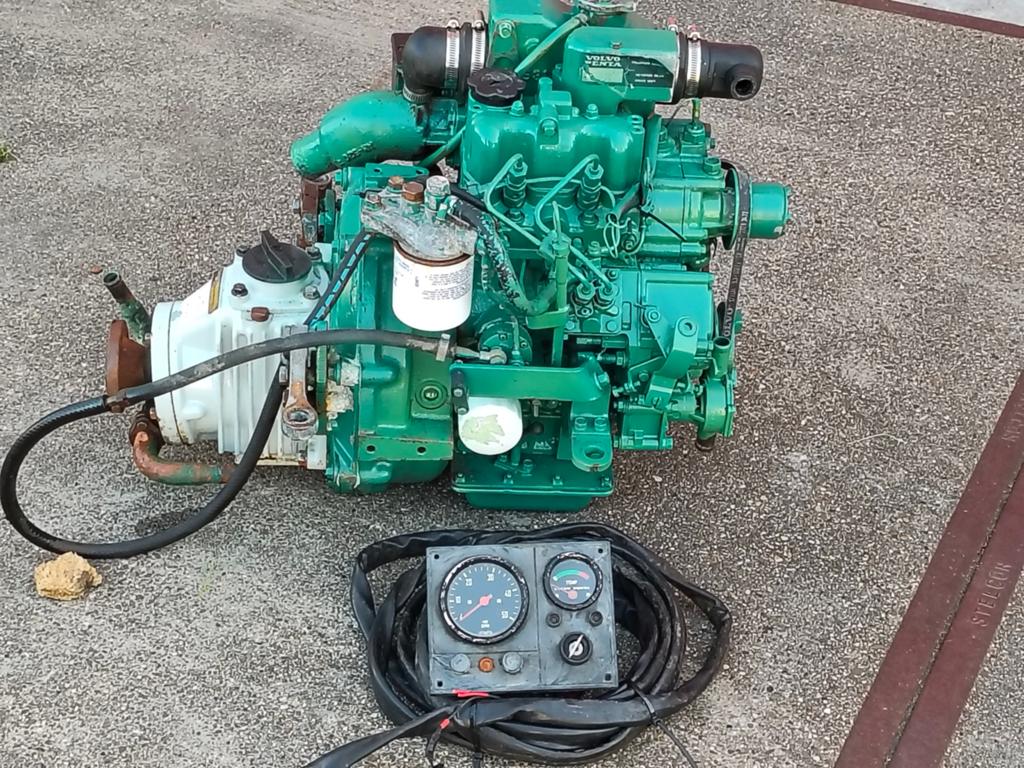 Volvo Penta MD 2010 + MS 2 keerkoppeling, Ophalen, 10 tot 30 pk, Gebruikt, Binnenboordmotor