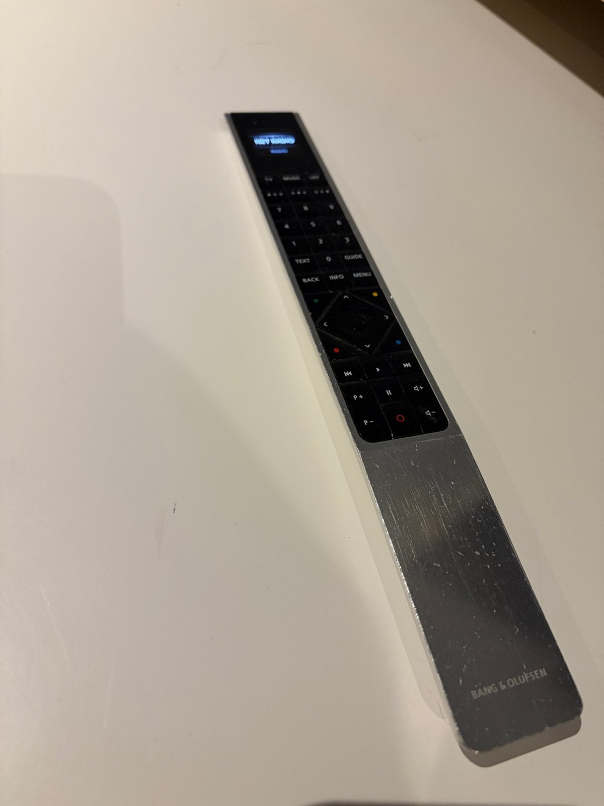 Beo remote One, Ophalen of Verzenden, Gebruikt