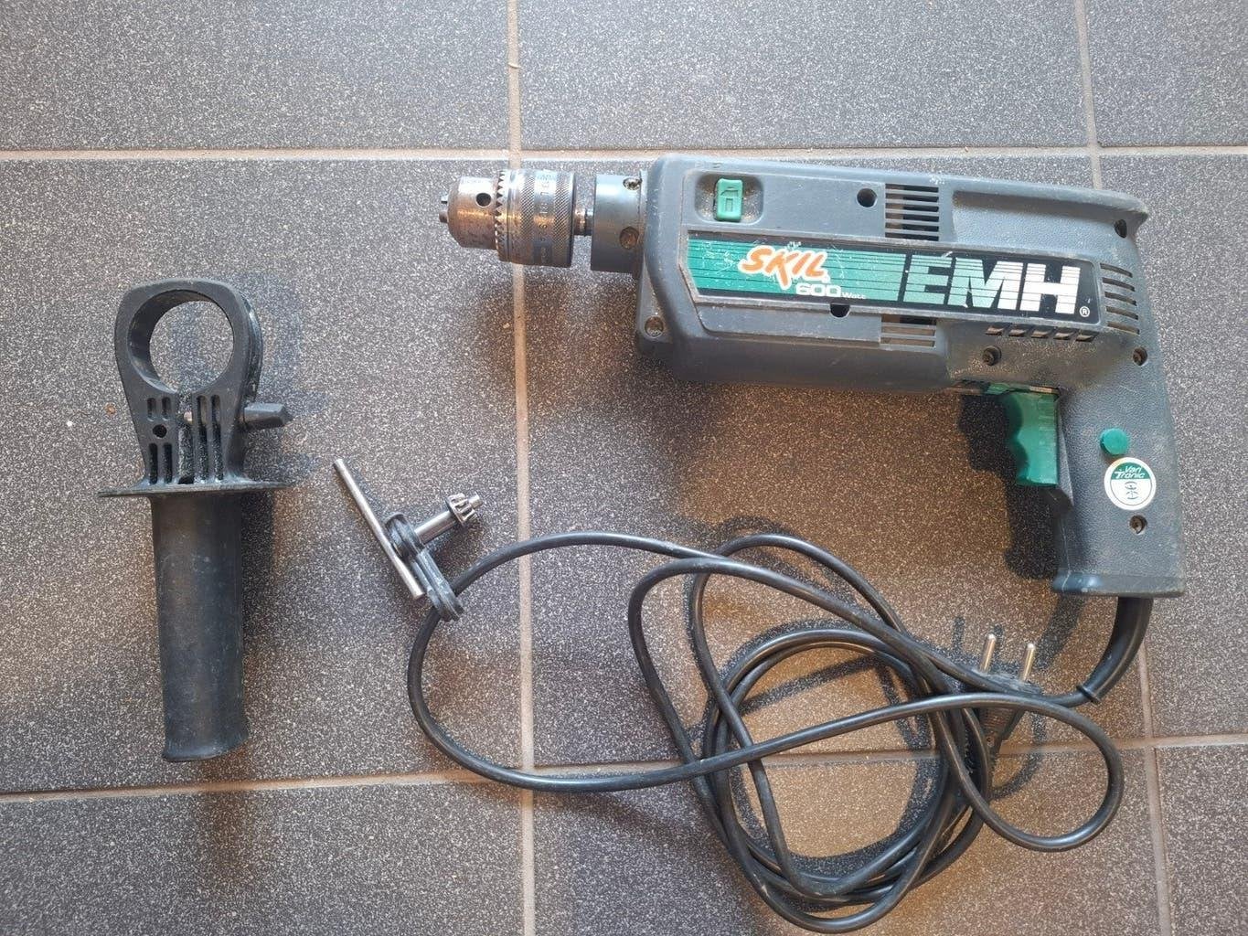 Skil Klopboormachine 600 Watt EMH met Variotronic, Doe-het-zelf en Verbouw, Ophalen of Verzenden, Gebruikt, 400 tot 600 watt, Boormachine