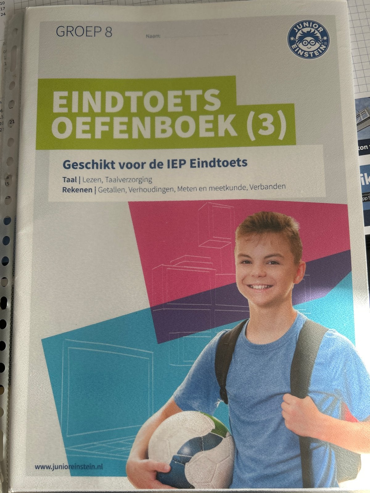 IEP, Junior Einstein Eindtoets Oefenboek (3) Groep 8, Ophalen of Verzenden, Zo goed als nieuw, Overige niveaus, Overige vakken