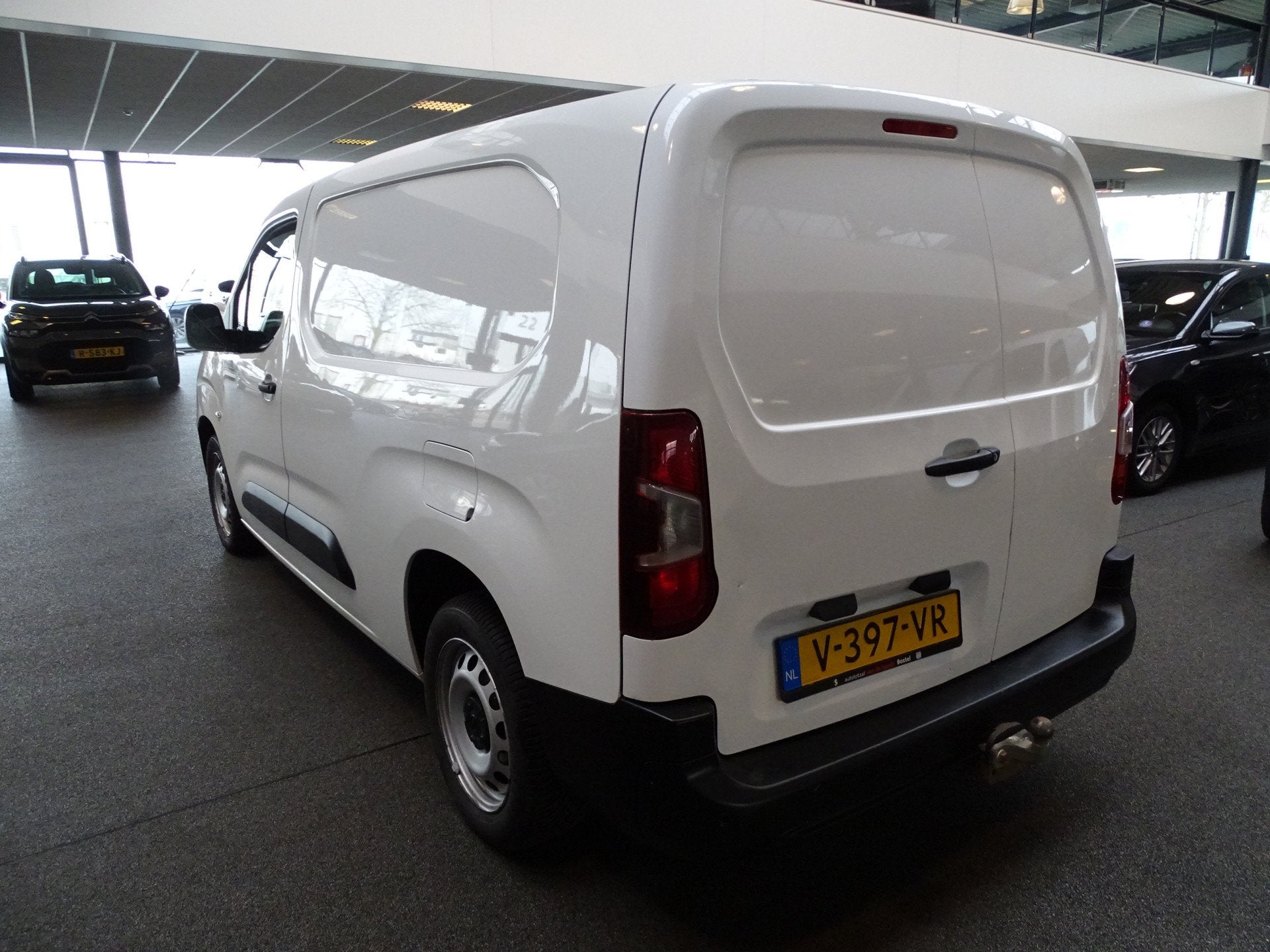 Opel Combo 1.6D L2H1 Edition Lang, Navi, Apple carplay, trek, Gebruikt, 4 cilinders, Origineel Nederlands, Bedrijf