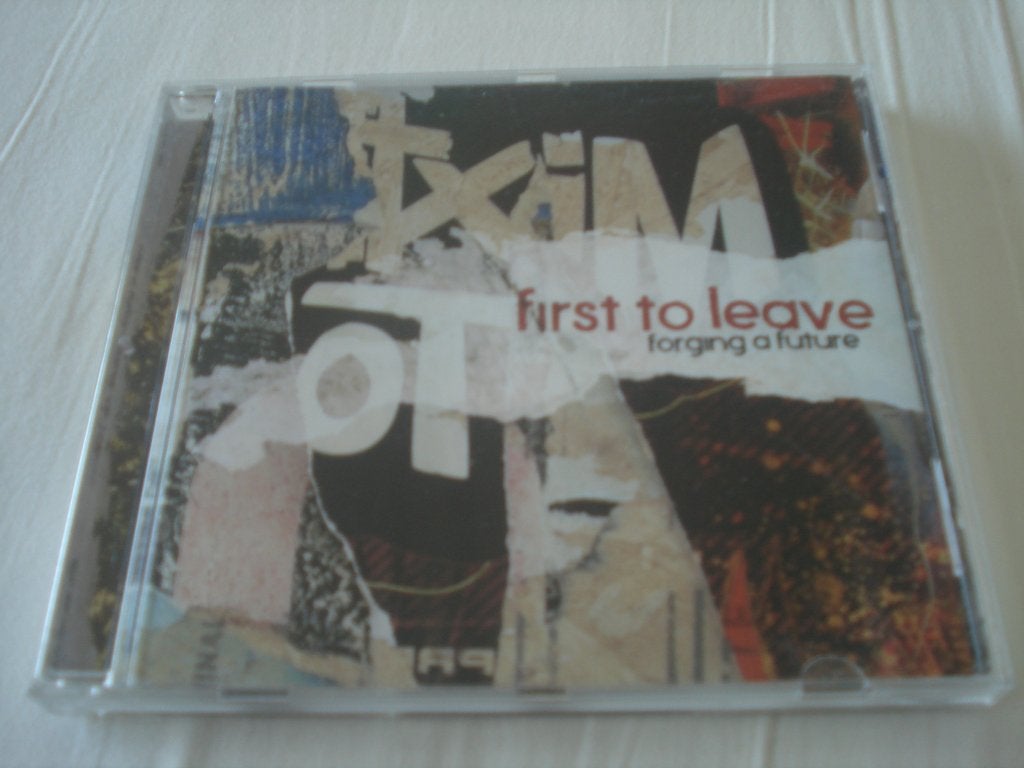 FIRST TO LEAVE - FORGING THE FUTURE emo, punk rock, Gebruikt, Speciale editie, Ophalen of Verzenden, Punk Rock