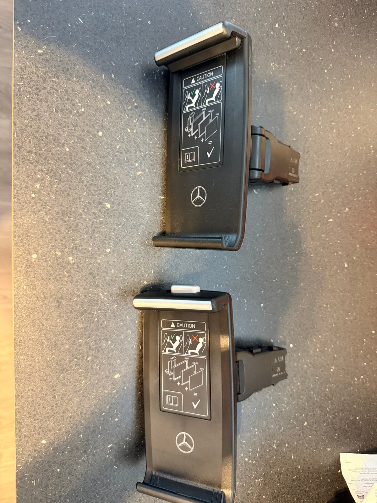 2x Ipad tablet houder mercedes benz, Ophalen, Gebruikt