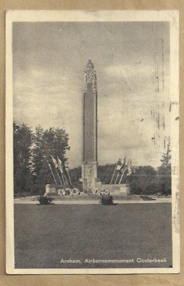 Ansichtkaart Airborne Monument Oosterbeek Arnhem 1955, Verzamelen, Ansichtkaarten | Nederland, Ophalen of Verzenden, 1940 tot 1960