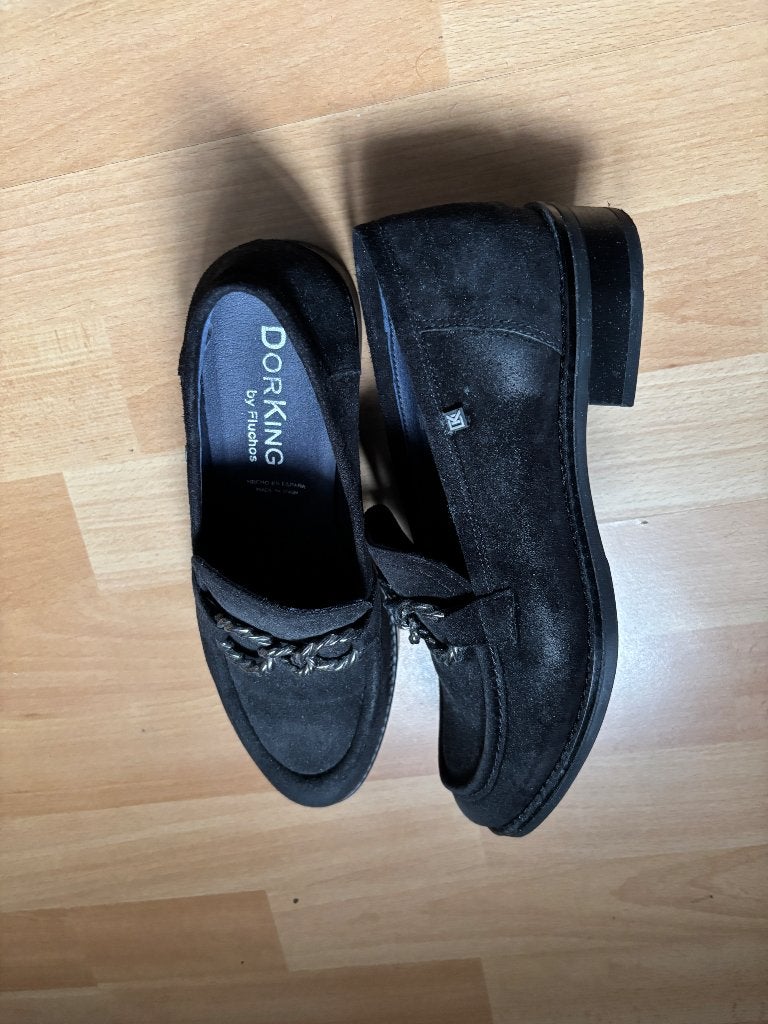 NIEUW: Loafers Dorking by Fluchos maat 39, Kleding | Dames, Ophalen of Verzenden, Nieuw, Instappers
