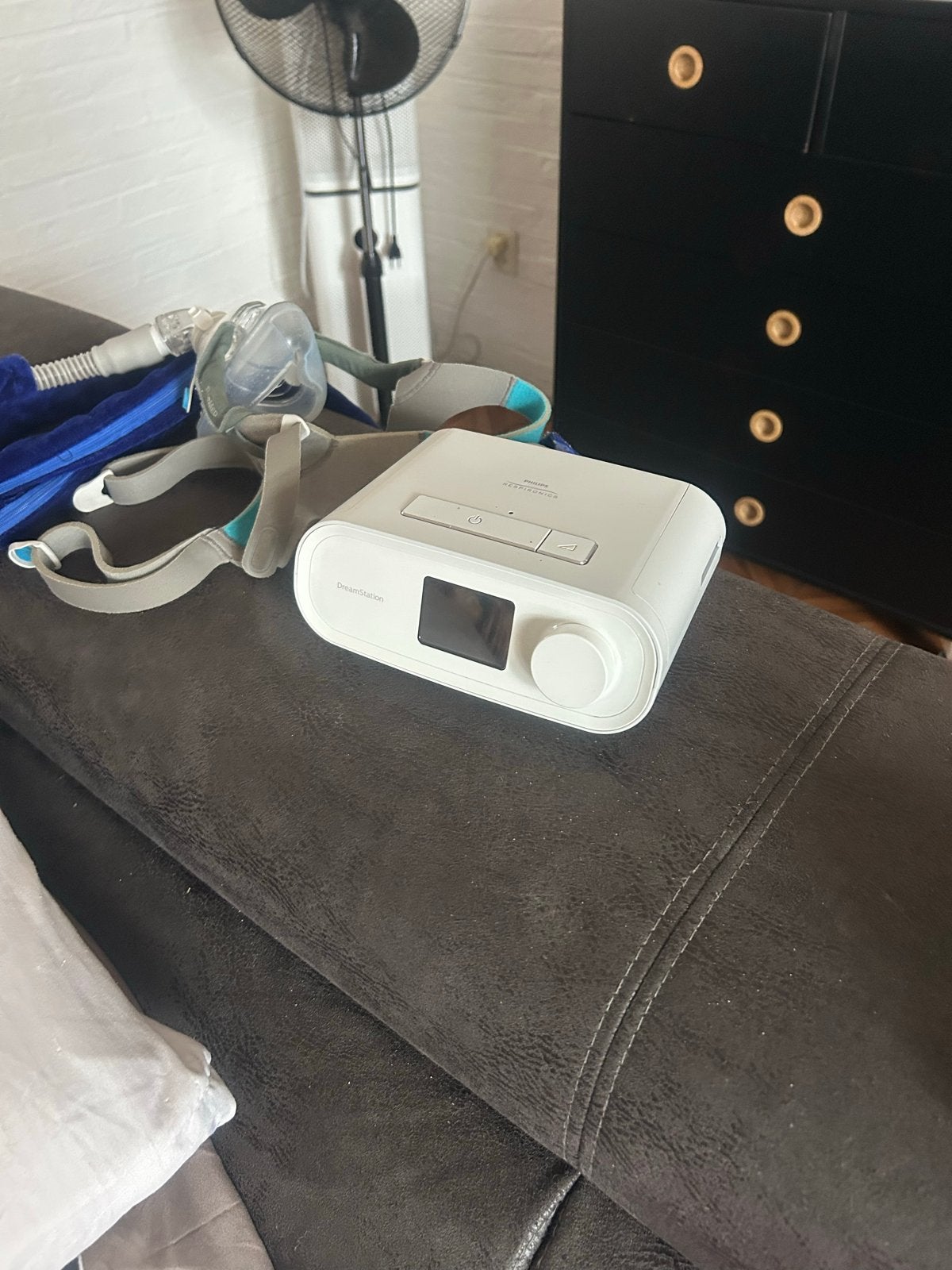 Philips Apneu apparaat met slang en masker, Ophalen, Zo goed als nieuw