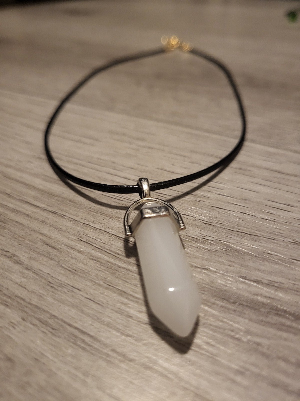 Nieuwe ketting met witte kristallen hanger, Overige materialen, Wit, Nieuw, Ophalen of Verzenden