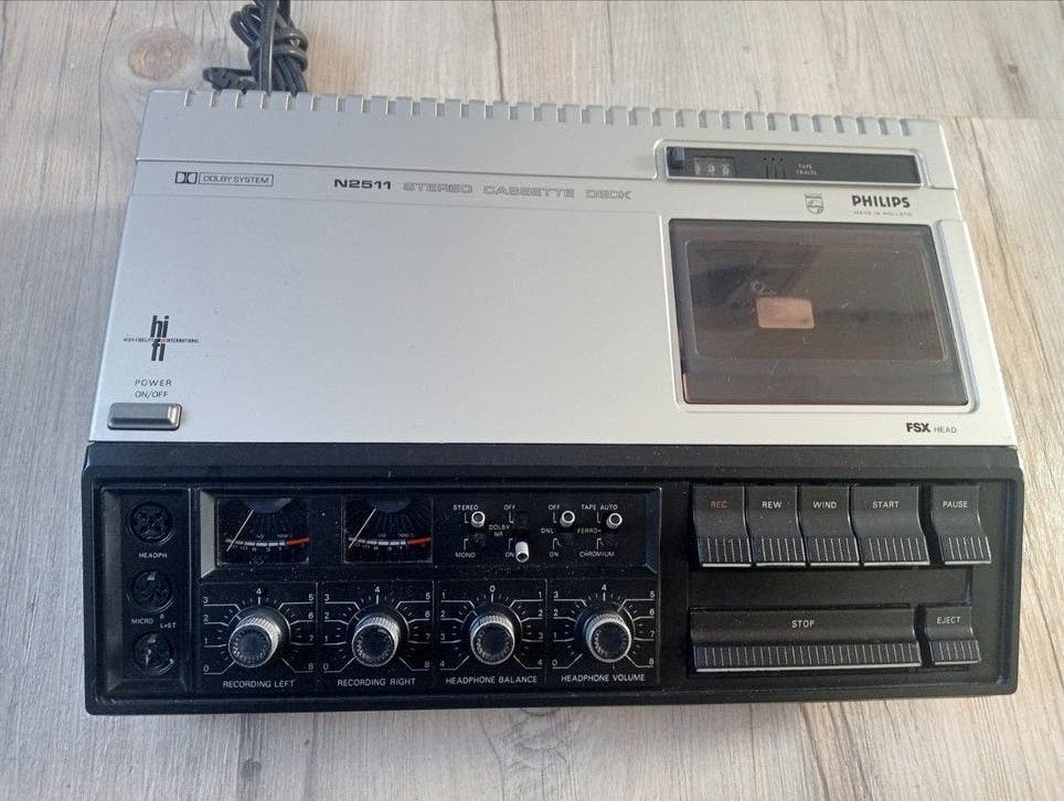 Philips N2511 Stereo Cassette Deck - Vintage Casetterecorder, Audio, Tv en Foto, Cassettedecks, Ophalen, Enkel, Philips, Tiptoetsen