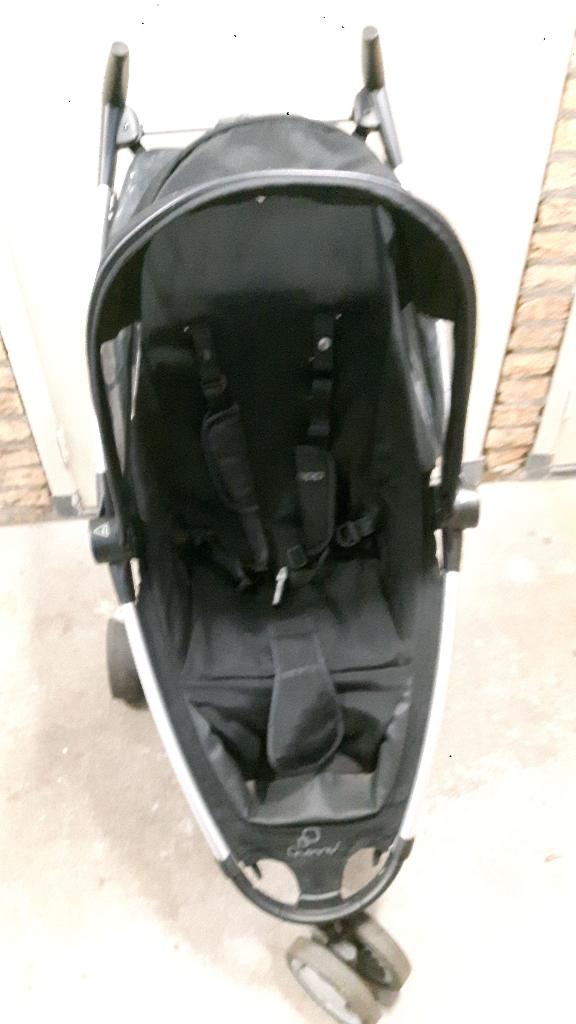Quinny Zapp buggy zwart inclusief zonnekap en reistas, Kinderen en Baby's, Buggy's, Ophalen, Gebruikt, Quinny, Zonnekap
