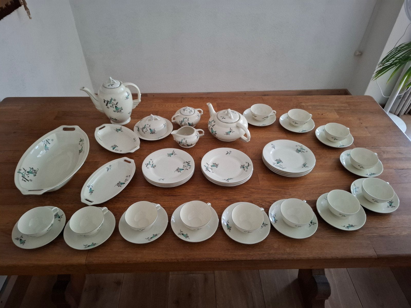 44 Delig Victoria Tsjechoslowakije Servies - Vintage Set, Ophalen