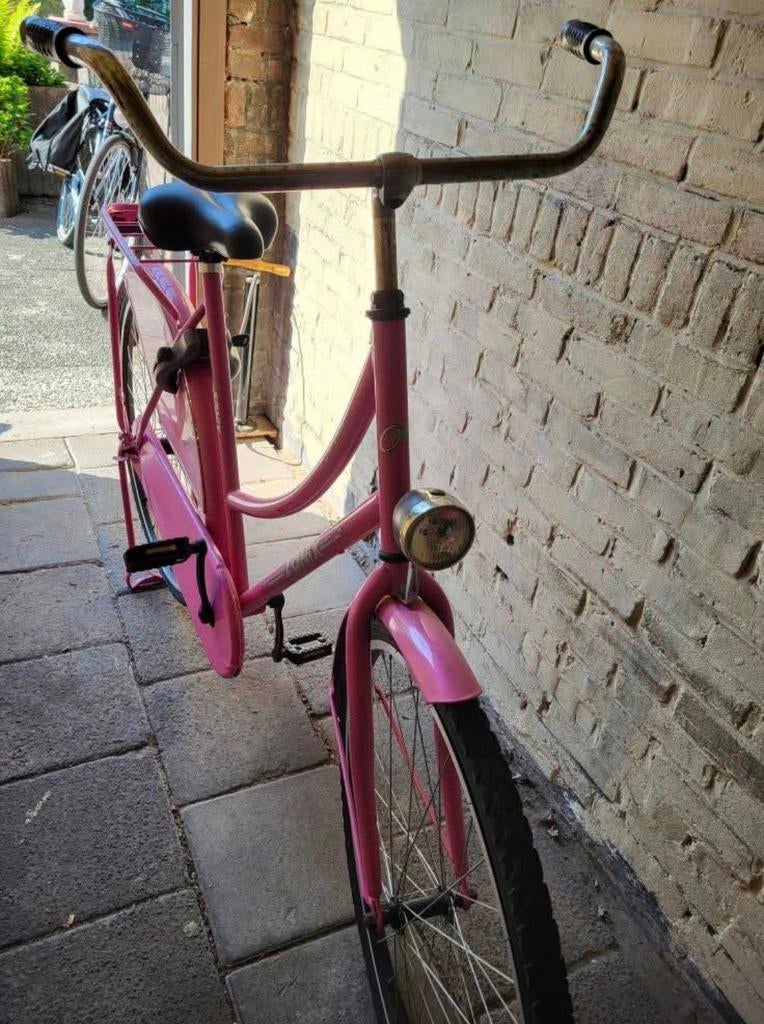Roze opoe fiets, Fietsen en Brommers, Fietsen | Dames | Omafietsen, Ophalen of Verzenden, Gebruikt