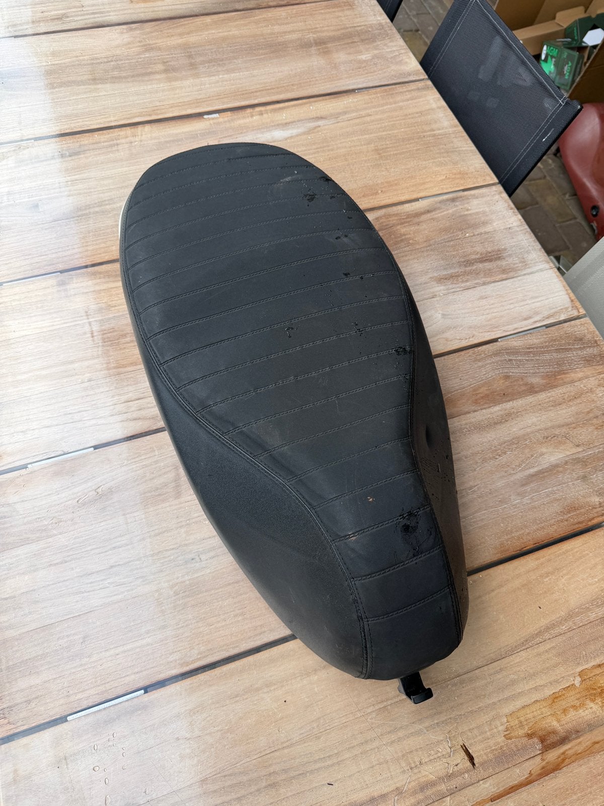 Vespa sprint zadel nette staat werkt perfect, Ophalen of Verzenden, Zo goed als nieuw, Zadel, Vespa