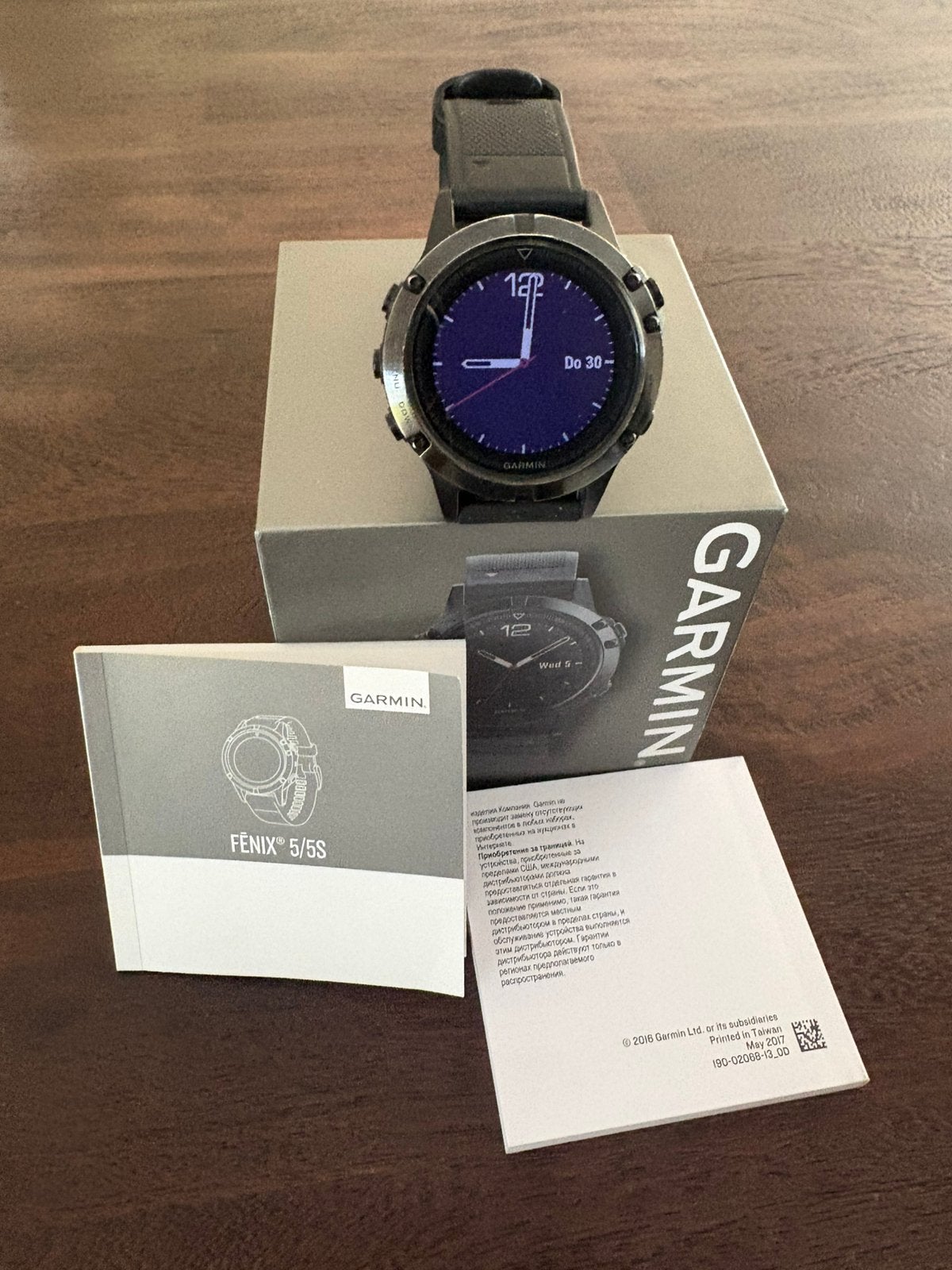 Garmin Fenix 5/5 S multifunctioneel sporthorloge, Zwart, Ophalen of Verzenden, Zo goed als nieuw, Waterdicht
