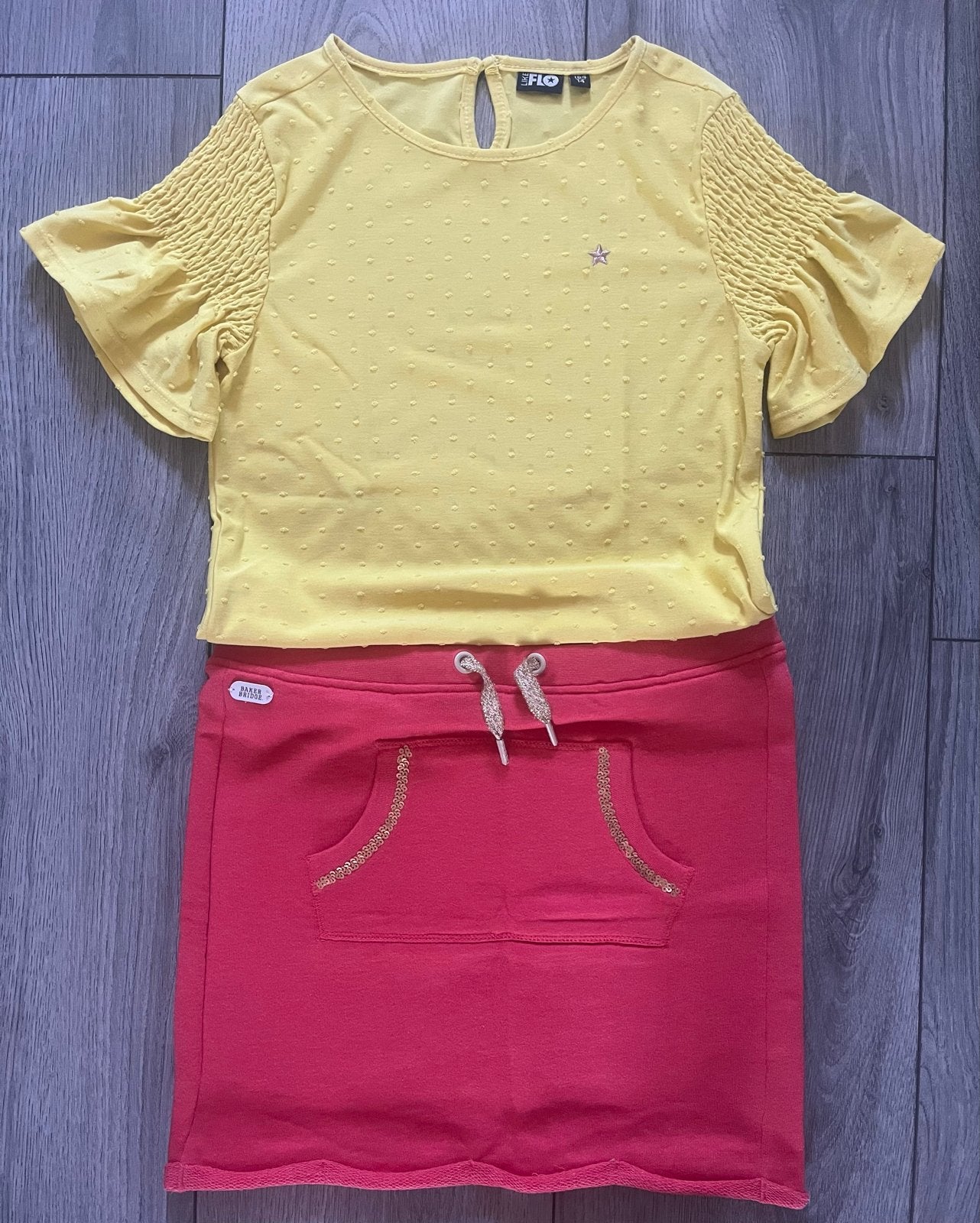 Flo shirt en Baker Bridge rok maat 164, Ophalen of Verzenden, Zo goed als nieuw, Meisje, Setje