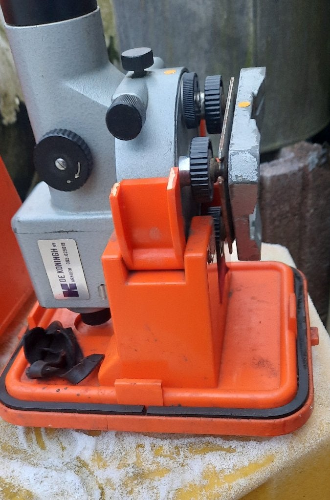 Landmeter op statief - De Koningh PV, Doe-het-zelf en Verbouw, Ophalen, Gebruikt, Ameide, Pellikaan