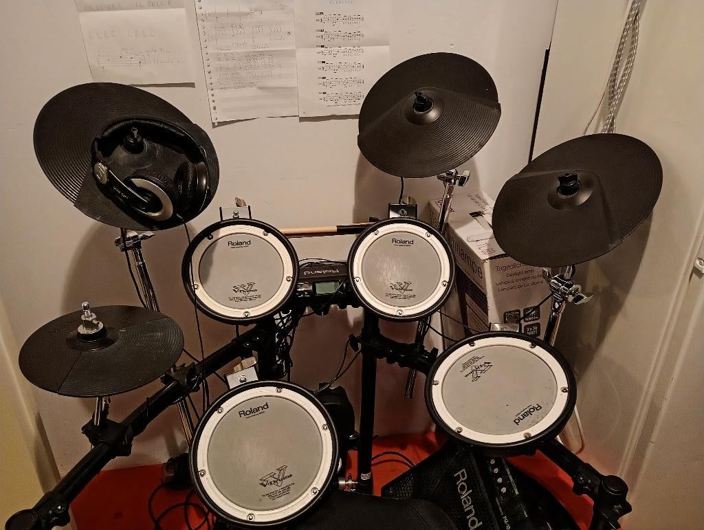 Roland TD4 Elektronisch drumstel, Muziek en Instrumenten, Drumcomputers, Zo goed als nieuw, Roland, Ophalen