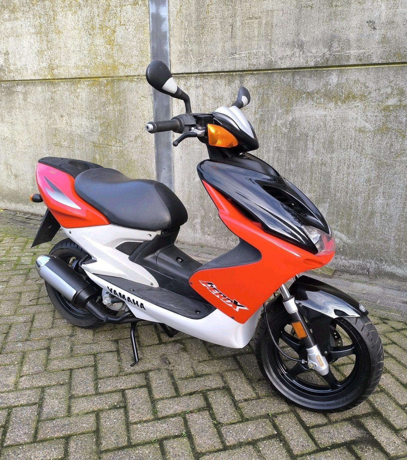Yamaha aerox 1997 eerste model UNIEK 3000 km GERESERVEERD!, Ophalen, Zo goed als nieuw, Benzine, Aerox