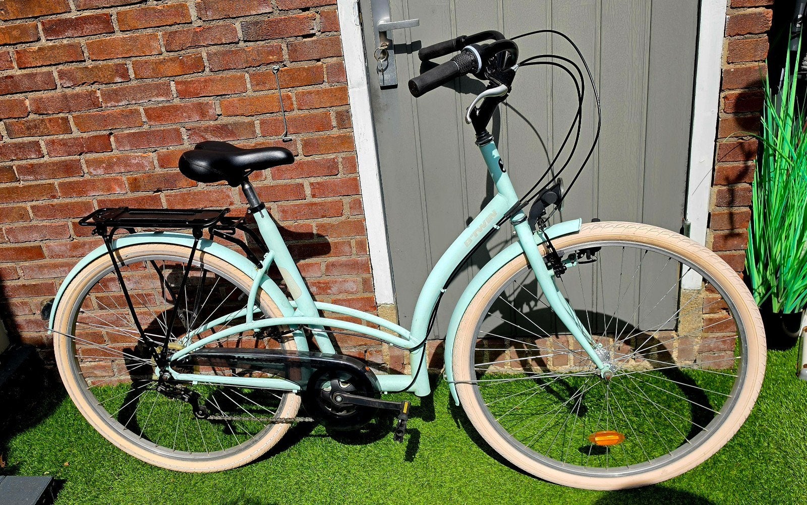 B'Twin Elops 320 Damesfiets - 6 versnellingen - 28 inch, Overige merken, Minder dan 10 versnellingen, Velgrem, Ophalen of Verzenden