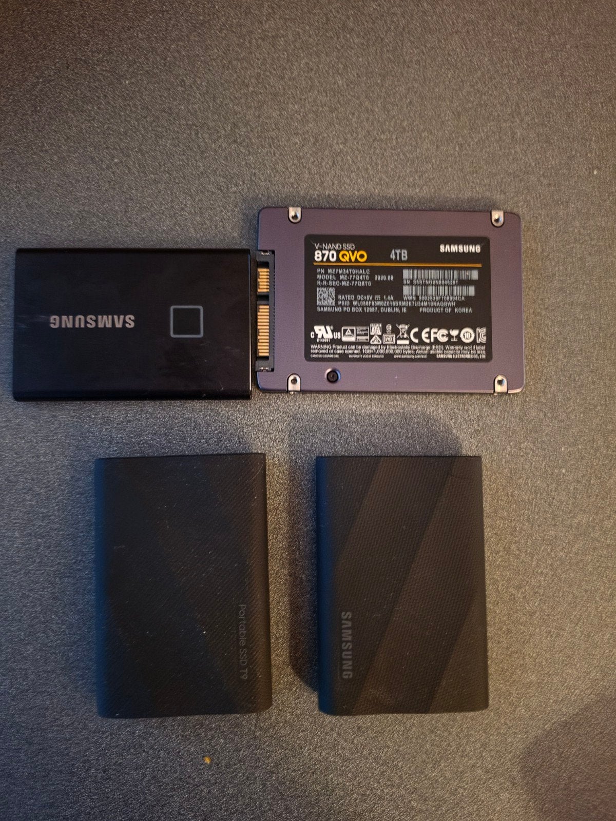 Samsung SSD 870 QVO 4TB en Portable SSD T9, Computers en Software, Intern, Ophalen of Verzenden, Zo goed als nieuw, Samsung