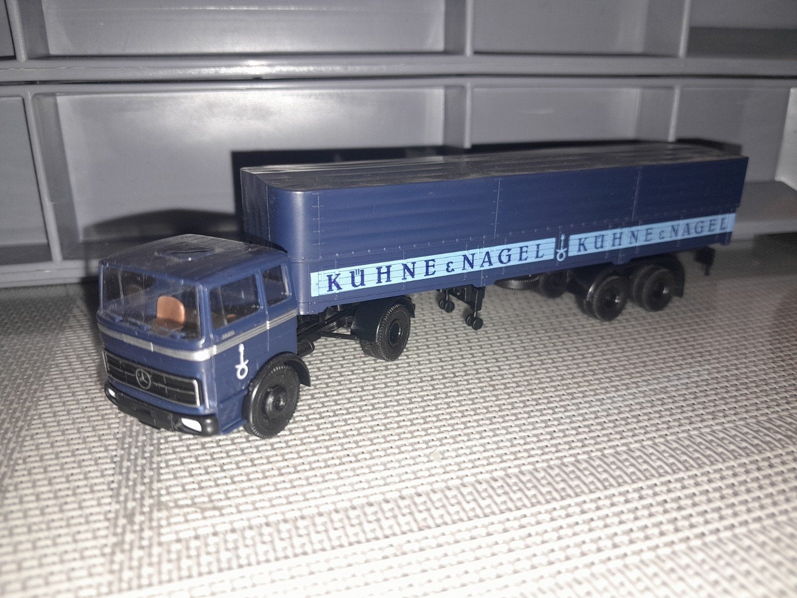 Kuhne nagel, Hobby en Vrije tijd, Modelauto's | 1:87, Ophalen of Verzenden, Bus of Vrachtwagen, Brekina