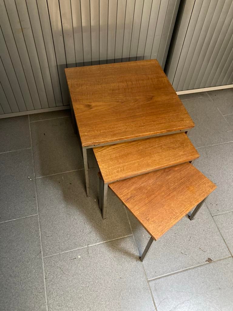 Set van 3 bijzettafels, orgineel uit de jaren '50, Huis en Inrichting, Ophalen, Minder dan 55 cm, Gebruikt, 60 cm of meer