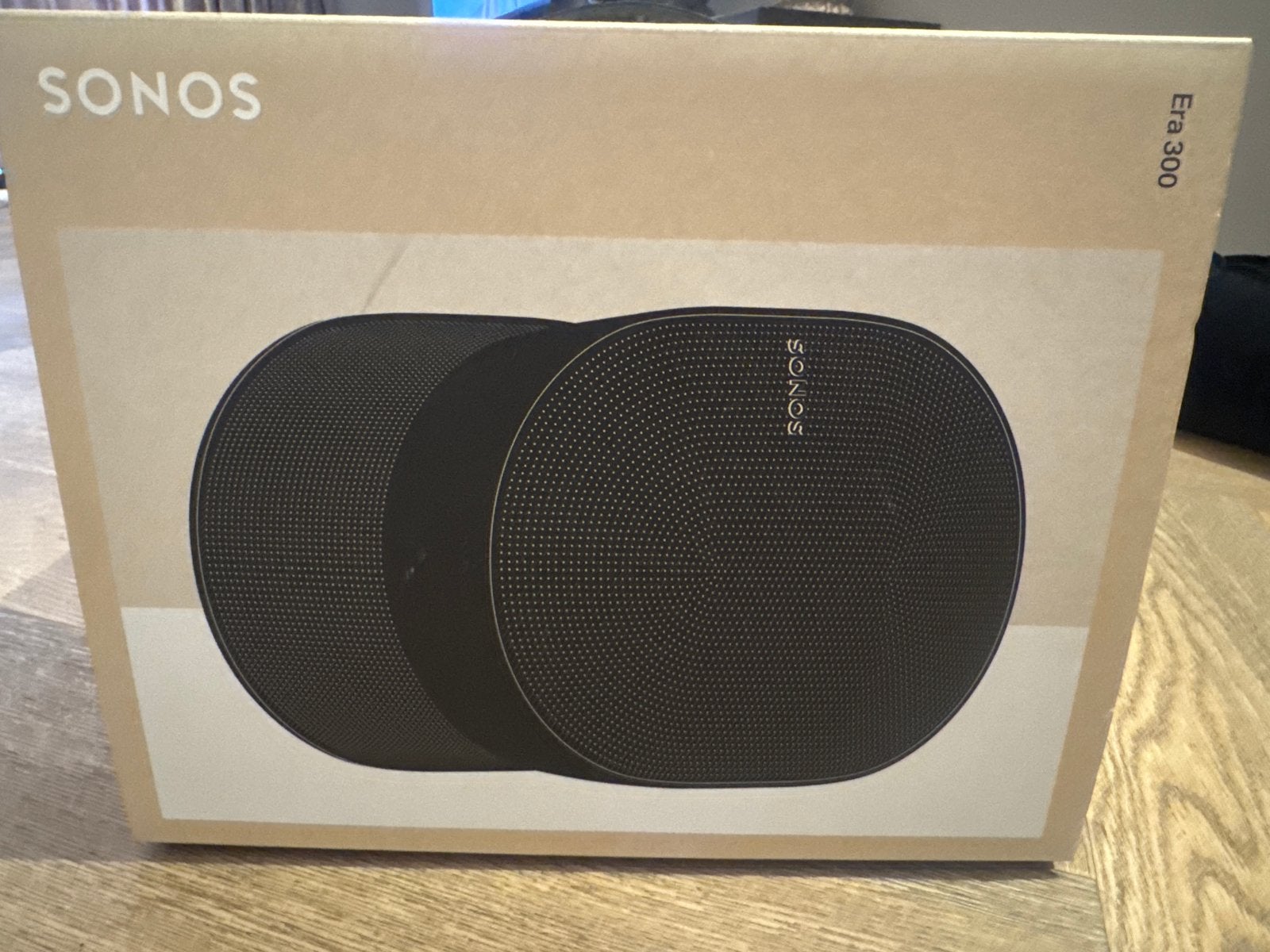 Sonos Era 300 met wandbeugel - Nieuw in doos, Slimme speaker, Nieuw, WiFi, Ophalen of Verzenden