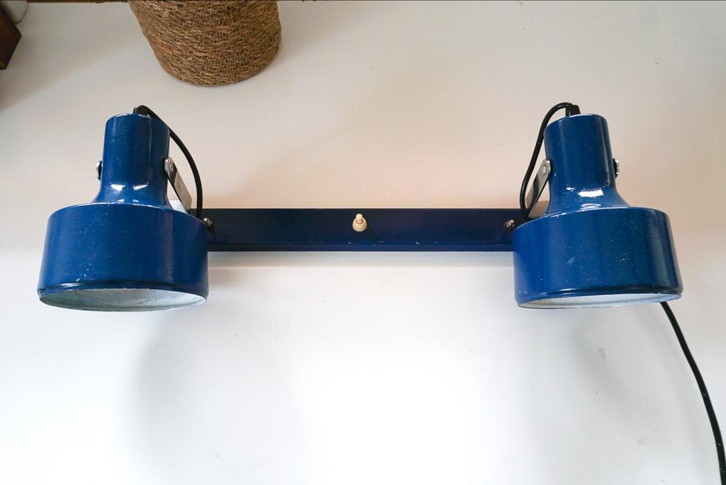 Vintage dubbele wandlamp - Blauw metaal, Ophalen of Verzenden, Gebruikt, Metaal, Vintage industrieel
