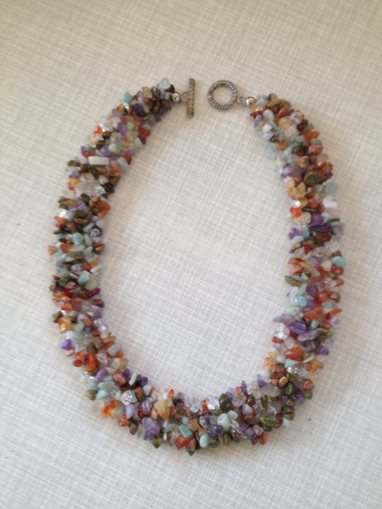 Halsketting met mineraalsteentjes., Sieraden, Tassen en Uiterlijk, Kettingen, Ophalen of Verzenden, Nieuw, Zilver, Steen of Mineraal