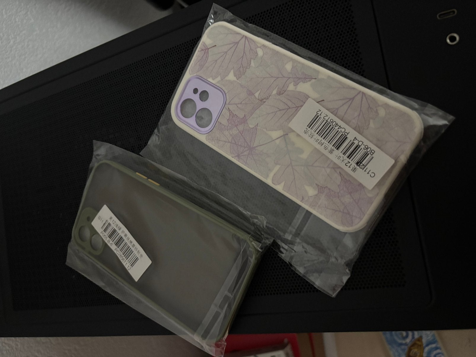 Iphone 12 hoesjes set van 2, Ophalen of Verzenden, Zo goed als nieuw, IPhone 12
