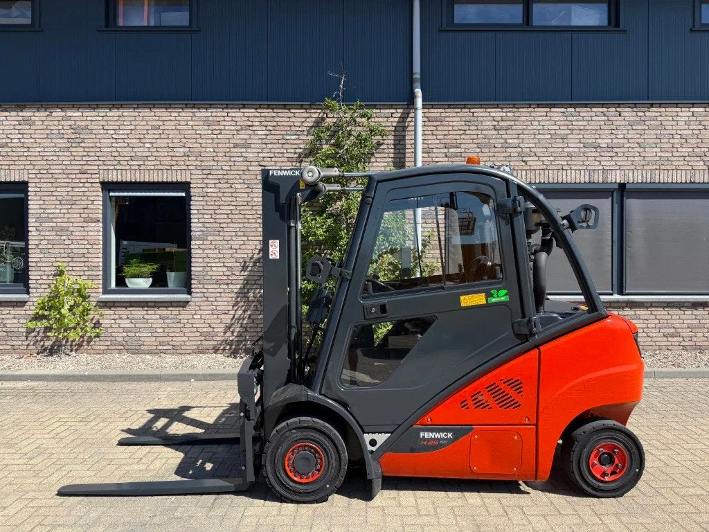Linde H25D-02 Linde 2.5 ton Duplex Freelift Sideshift Positi, Zakelijke goederen, Machines en Bouw | Heftrucks en Intern transport