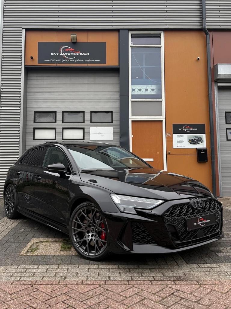 Audi RS3 RS6 RSQ3 A45S GLC 63S 8 R Auto huren verhuur, Ophalen of Verzenden, Nieuw, Audi