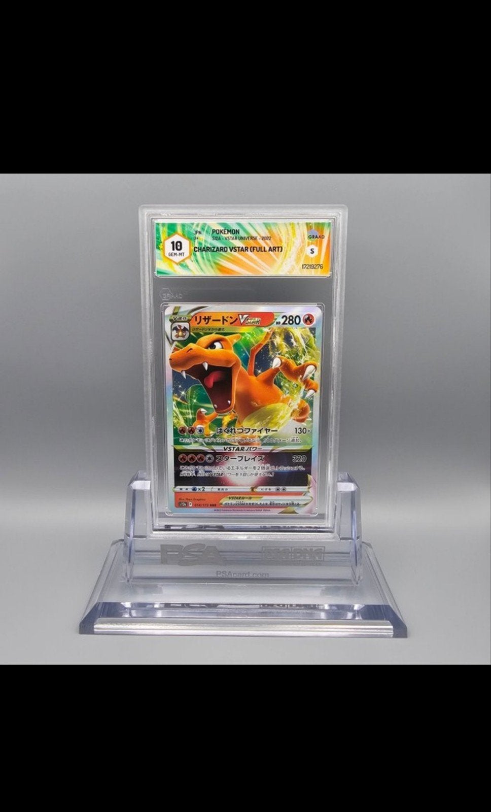 Charizard V star full art, Graad 10, Ophalen of Verzenden, Zo goed als nieuw, Losse kaart