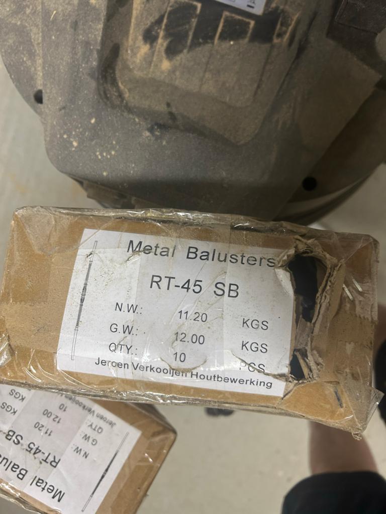 20x Metalen Spijlen voor balustrade of traphek, Ophalen, Nieuw, 250 mm of meer, Overige typen