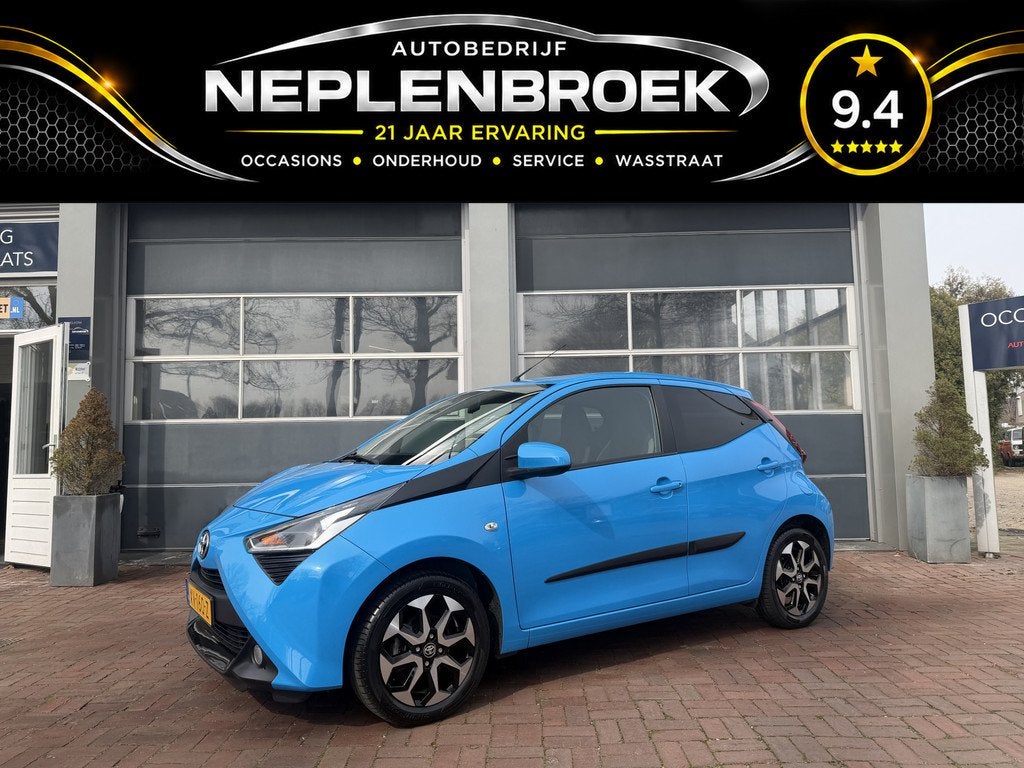Toyota Aygo 1.0 VVT-i x-joy Apple Carplay/Android Auto km st, Stof, Gebruikt, Euro 6, Parkeersensor