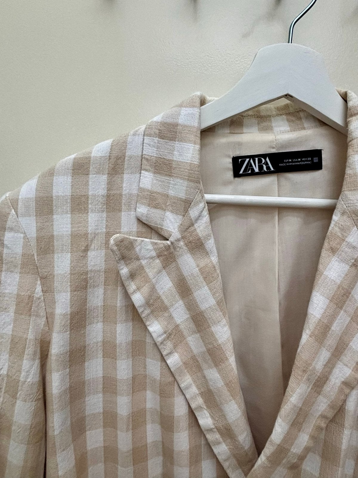 Zara geruit jasje beige/wit - maat M, Maat 38/40 (M), Beige, Ophalen of Verzenden, Zo goed als nieuw