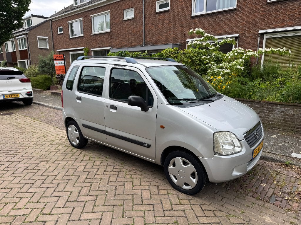 Suzuki Wagon R+ 1.3 AUT 2003 Grijs, Auto's, 970 kg, 40 €/maand, 4 cilinders, Wagon R+