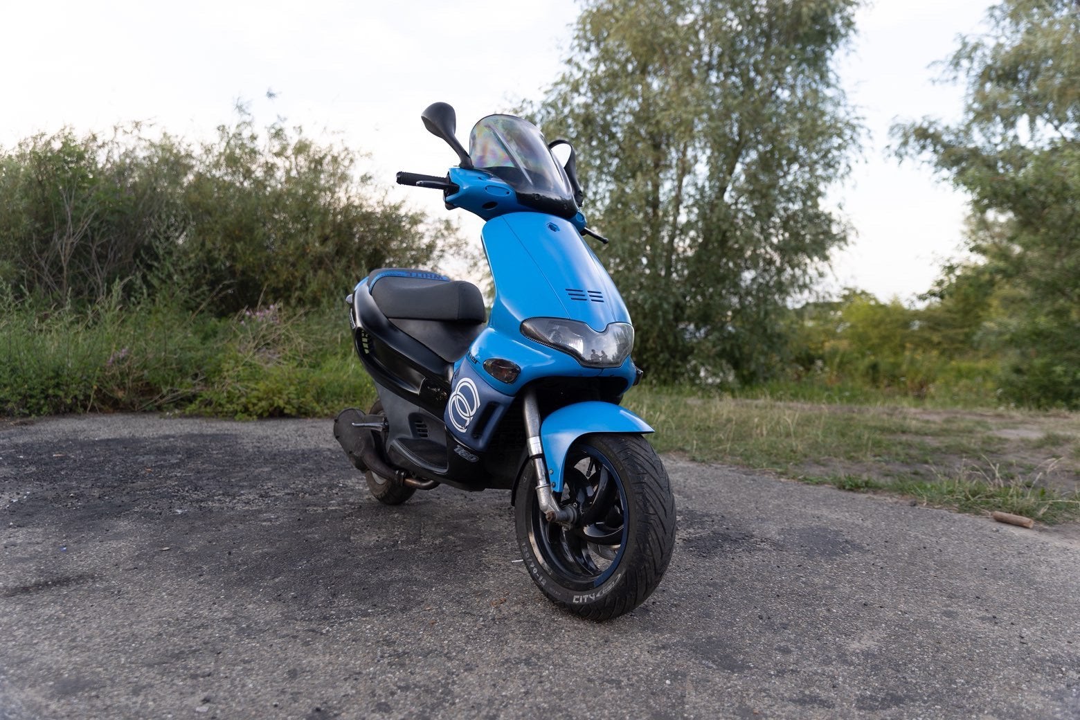 Gilera runner 150cc brom hexa blok, Fietsen en Brommers, Scooters | Piaggio, Ophalen, Zo goed als nieuw, Tweetakt, Overige modellen