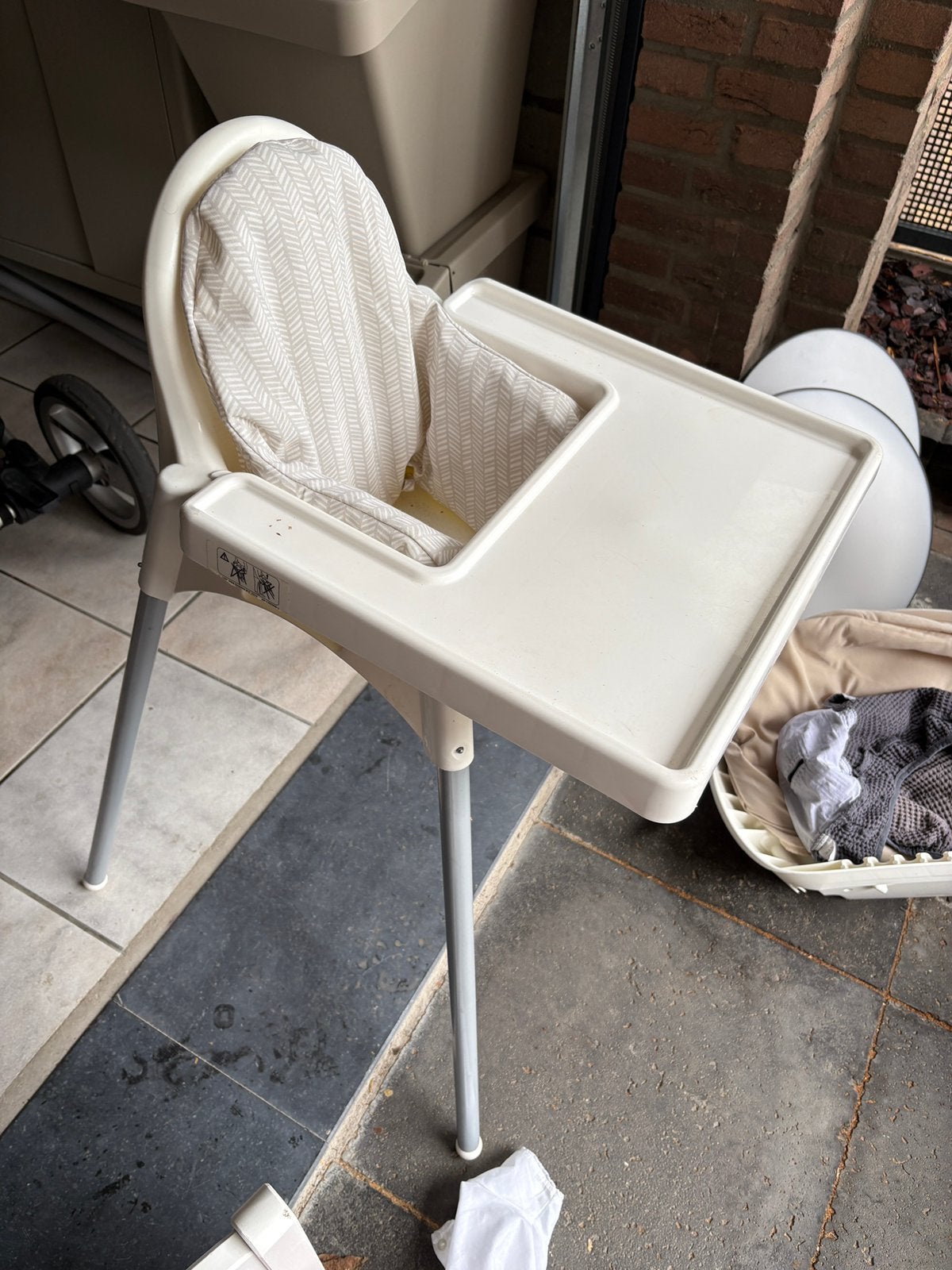 Ikea babystoel met zitverkleiner en tafelblad, Kinderen en Baby's, Ophalen, Gebruikt, Overige typen, Afneembaar eetblad
