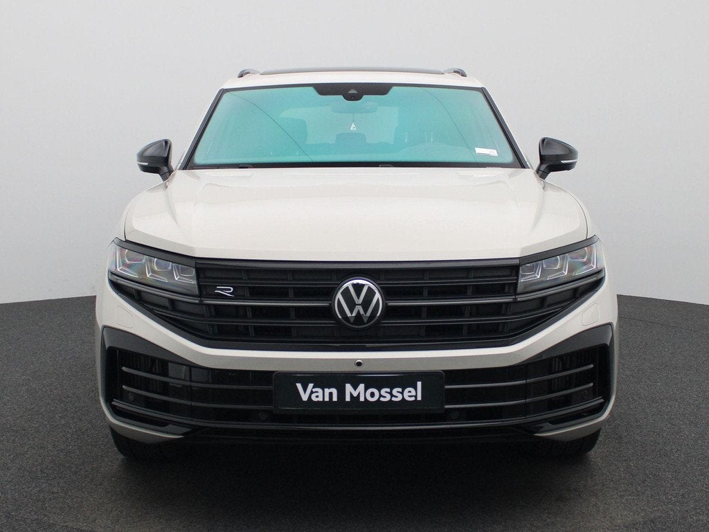 Volkswagen Touareg 3.0 TSi eHybrid 4MOTION R Edition 462 PK|, Auto's, Volkswagen, Automaat, 12 maanden, 14 kWh, Gebruikt