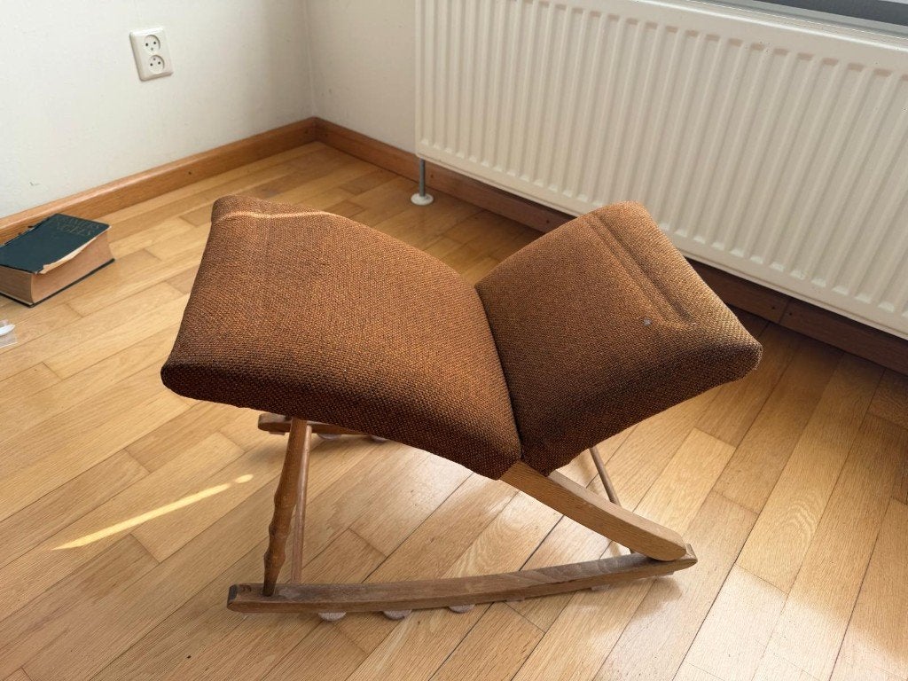 Vintage voetenbankje, Ophalen, Gebruikt, 50 tot 75 cm, Vintage, Ergonomisch