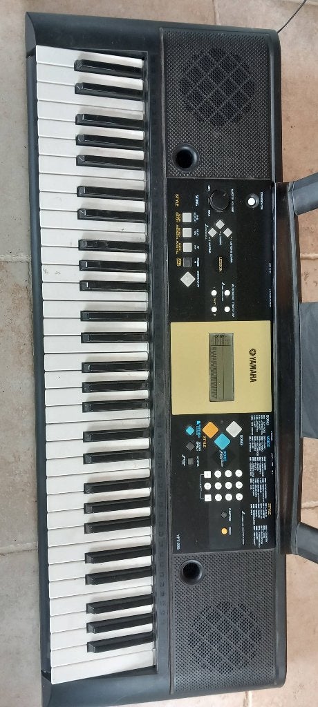 Yamaha keyboard  YPT 220, Ophalen, Gebruikt, 61 toetsen, Yamaha