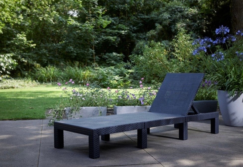 Verstelbare ligstoel van wicker voor buiten, Tuin en Terras, Ligbedden, Ophalen, Zo goed als nieuw, Wicker, Verstelbaar