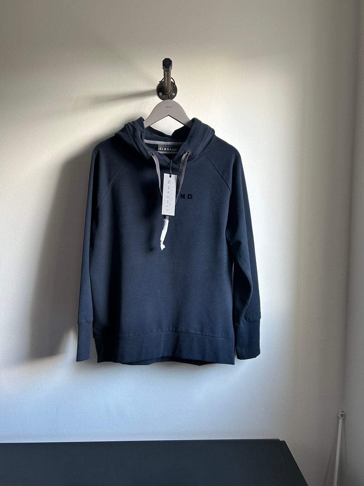 Nieuwe Elbsand sweater/ hoodie, maat L., Kleding | Dames, Ophalen of Verzenden, Nieuw, Maat 42/44 (L), Blauw